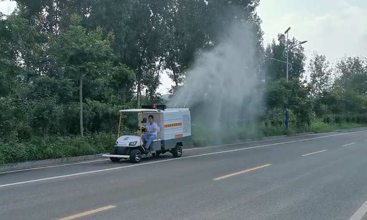 小型電動四輪高壓清洗車的優(yōu)勢和特點(diǎn)有哪些？
